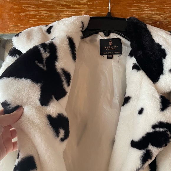 Dalmatian print, cropped, fuzzy, jacket, size small - Picture 3 of 3